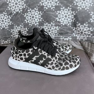 Adidas Swift Run 6.5